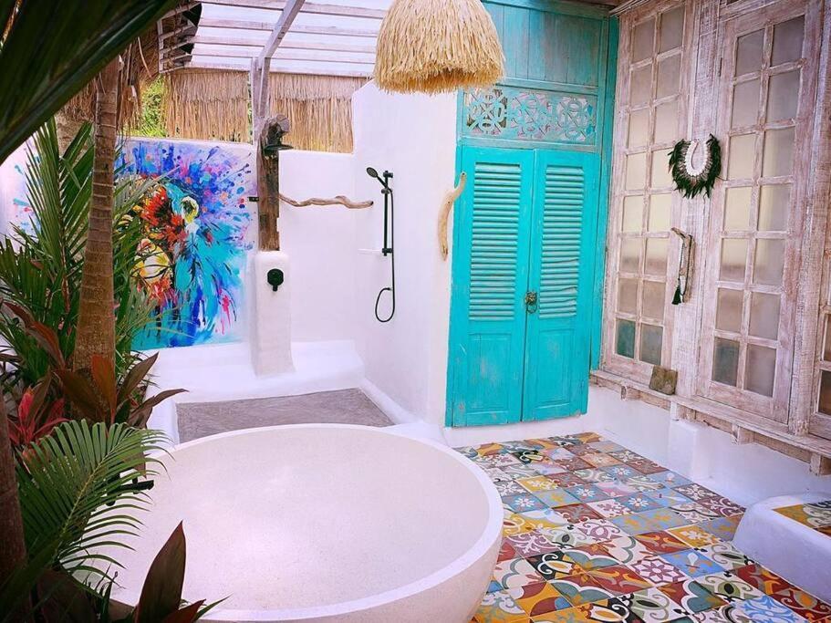 The Lagoon Villa *
